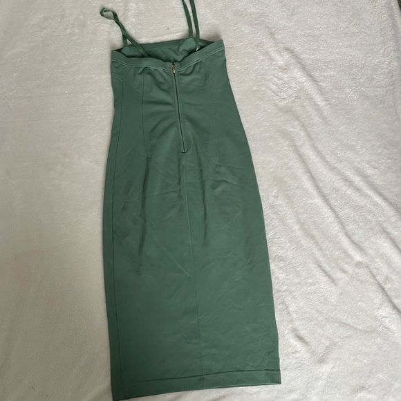 Dolce & Gabbana Green Knit MIDI Dress - Picture 7 of 7